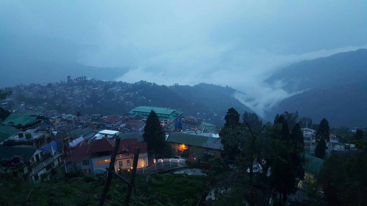 Hotel Taktsang Darjeeling Dardżyling Zewnętrze zdjęcie